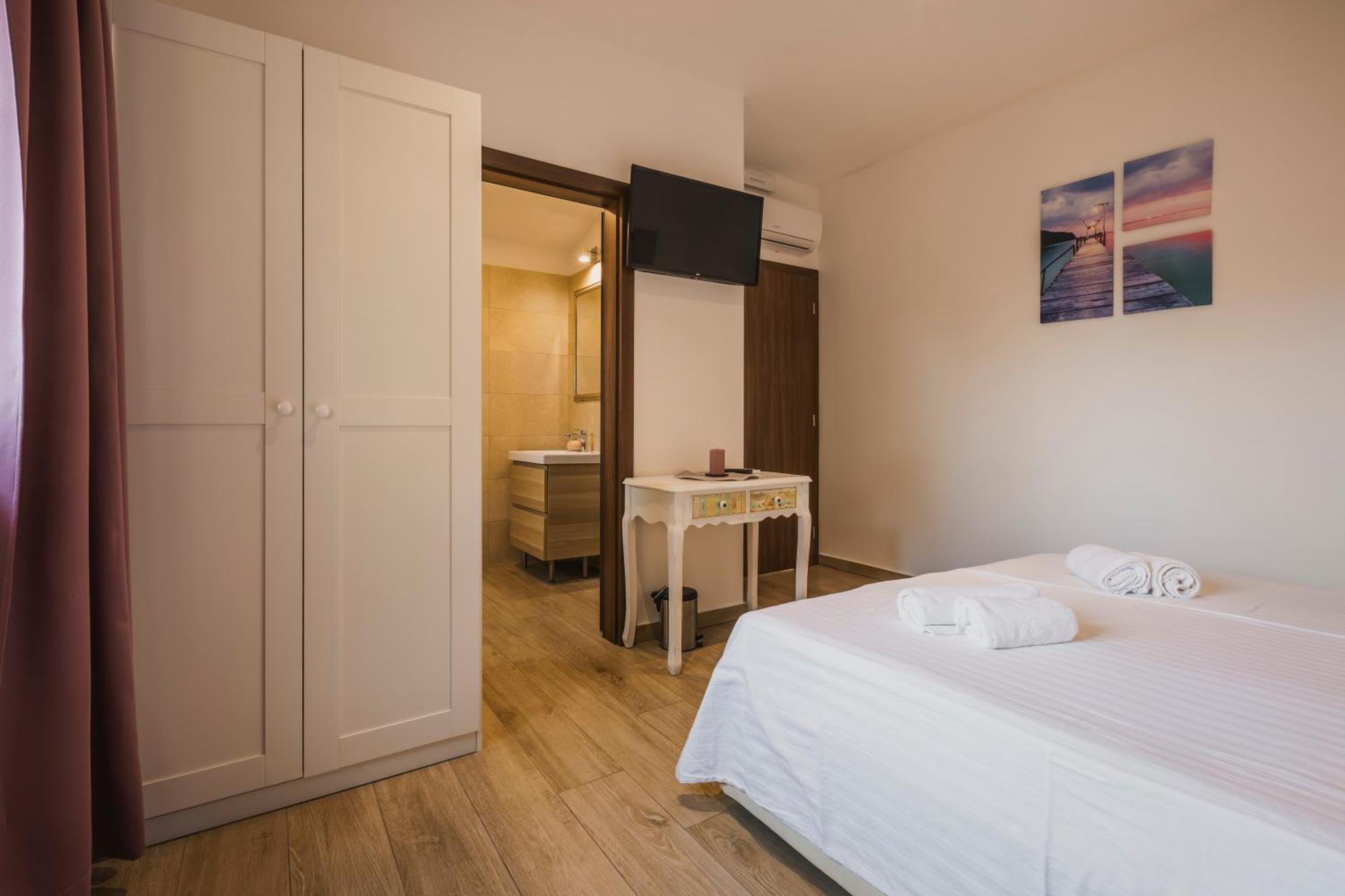 Rooms With Breakfast Near Porec Nova Vas  Exterior foto