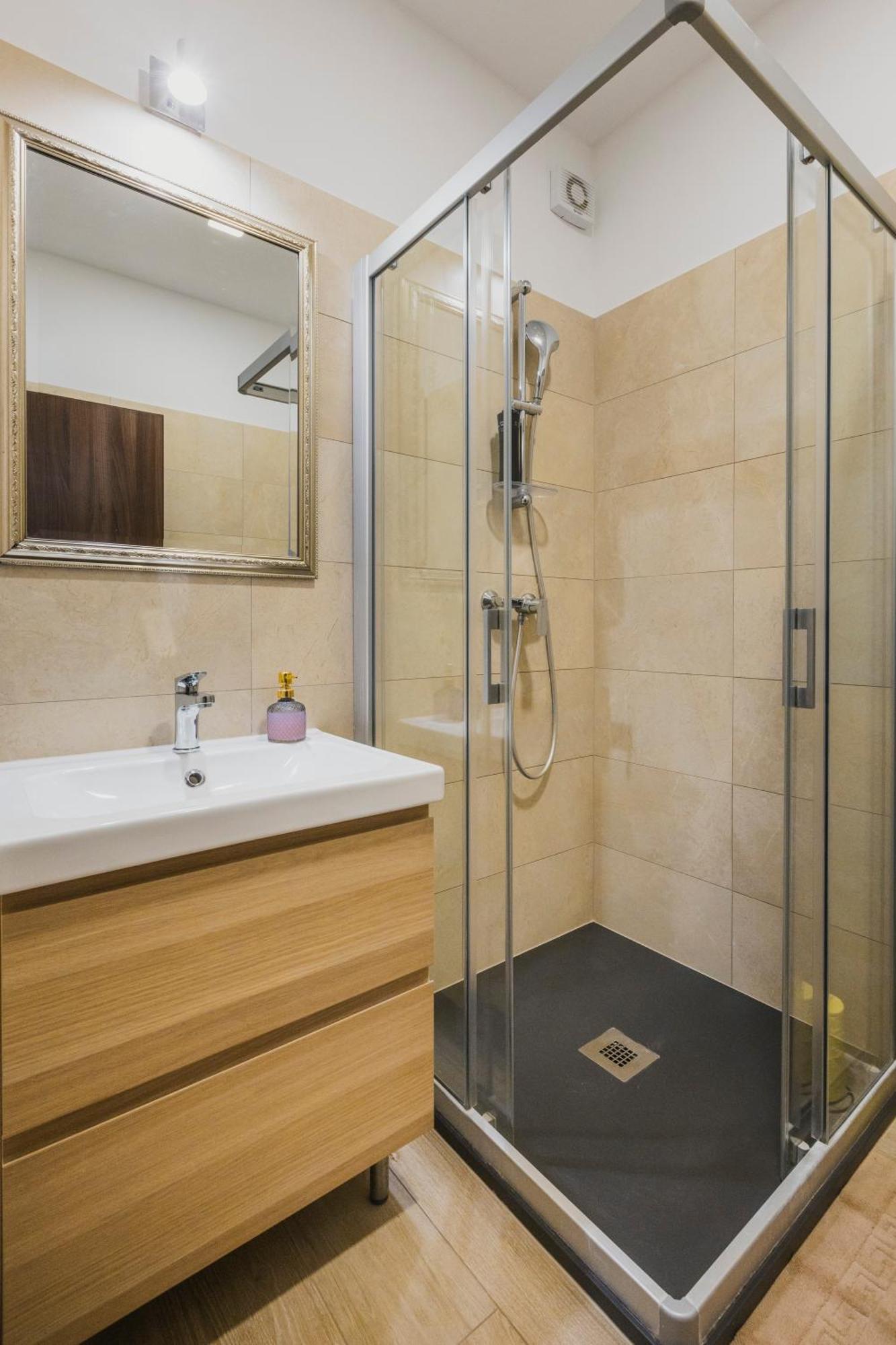 Rooms With Breakfast Near Porec Nova Vas  Exterior foto